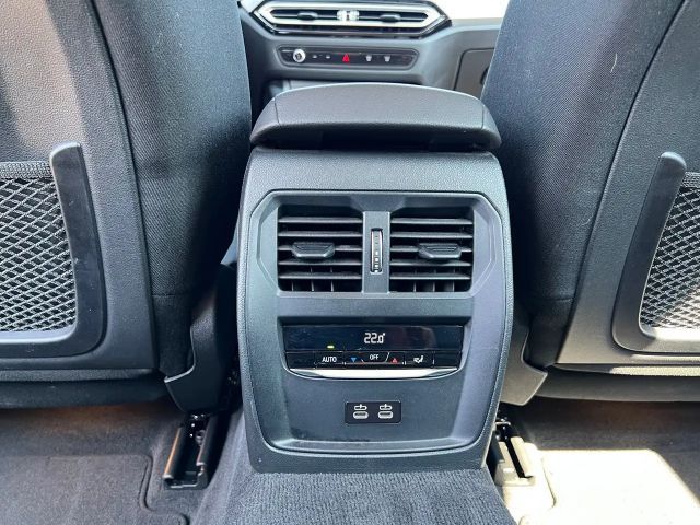 BMW 320 320d Touring xDrive