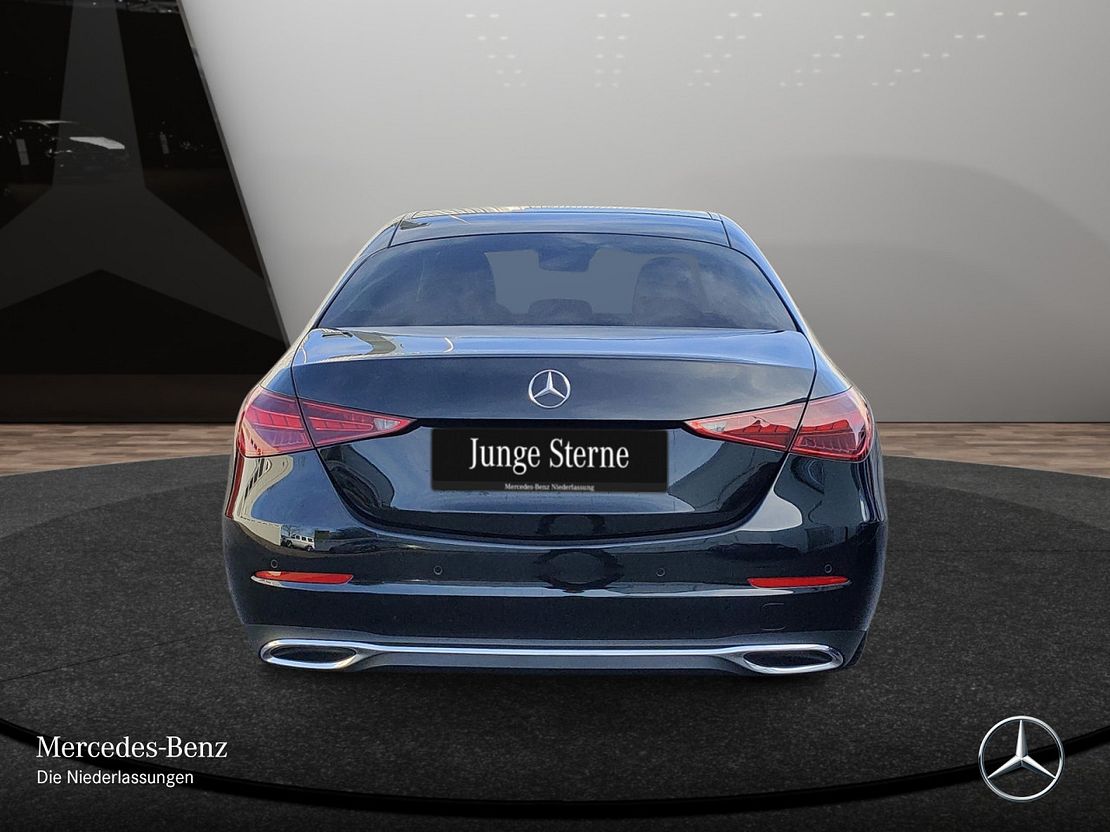 Mercedes-Benz C 180 AVANTGARDE Sedan