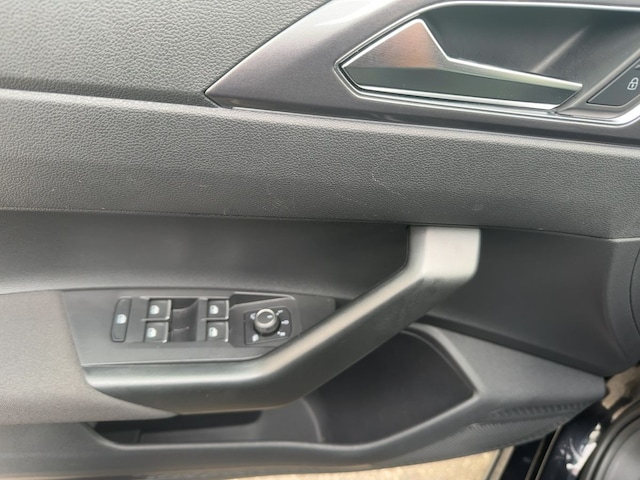 Volkswagen Polo 1.0 TSI DSG Style