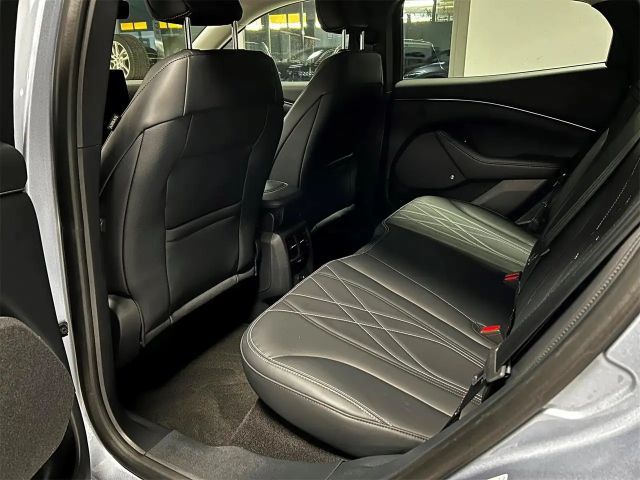 Ford Mustang Mach-E Extended range