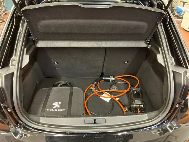 Peugeot E-208 GT-Line