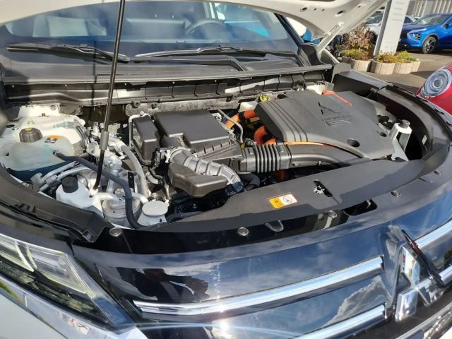 Mitsubishi Outlander 4WD