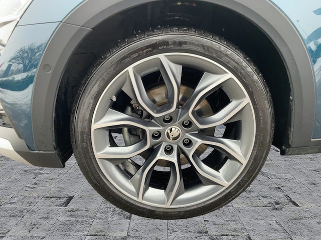 Skoda Superb 2.0 TDI Combi