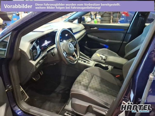 Volkswagen Golf 1.5 eTSI DSG R-Line