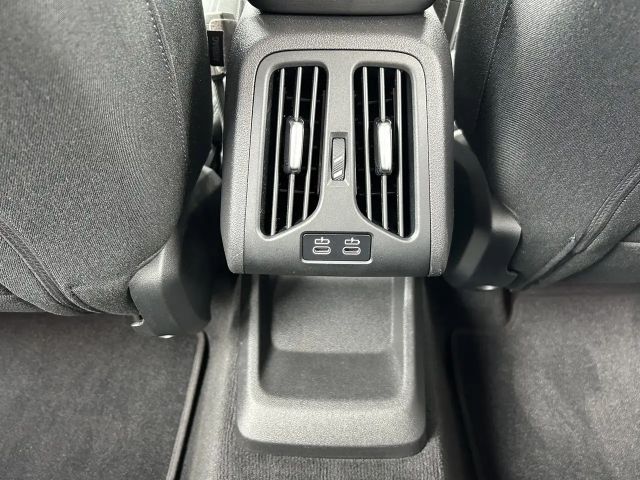 BMW 220 220i Active Tourer