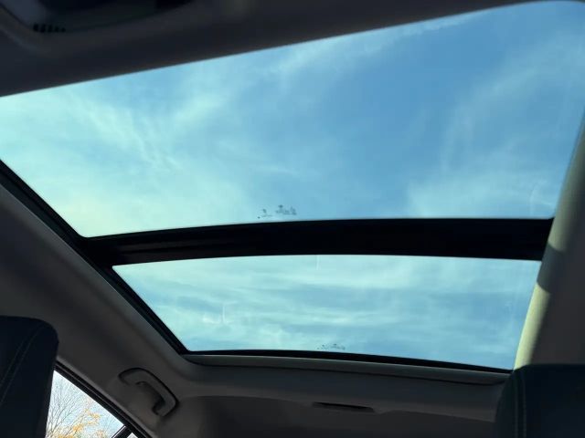 BMW 118 118d M-Sport Sedan