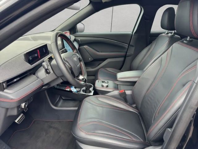 Ford Mustang Mach-E AWD