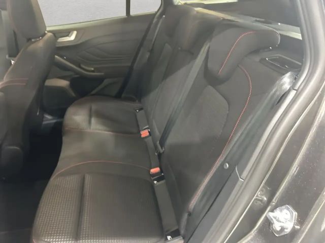 Ford Focus EcoBoost ST Line Wagon