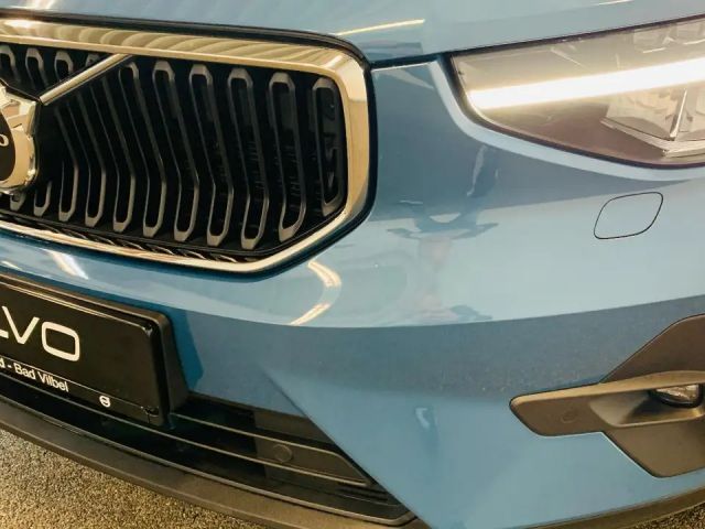 Volvo XC40 B3 B Aut. ACC BLIS PILOT 360° LED NAVI Shzg