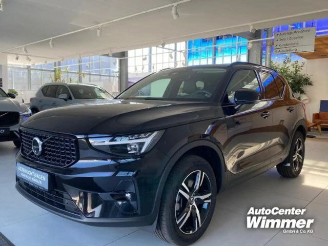 Volvo XC40 Business Dark Plus