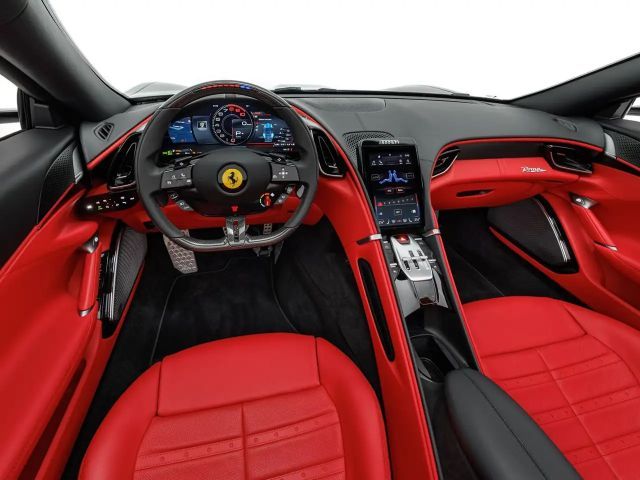 Ferrari Roma Spider