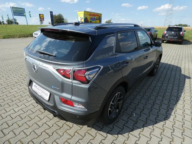 SsangYong Korando E-Motion Platinum Automatik Navi Sitzheizung PDC