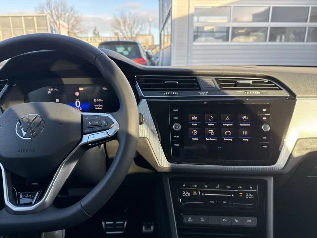 Volkswagen Touran 1.5 TSI DSG