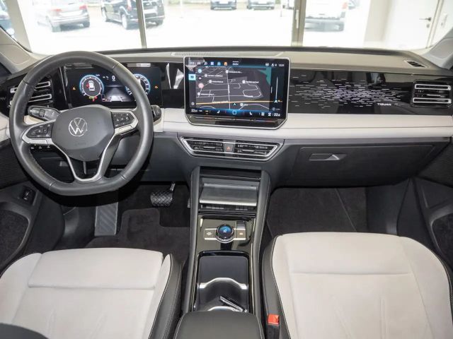 Volkswagen Tiguan 1.5 eTSI Elegance Elegance
