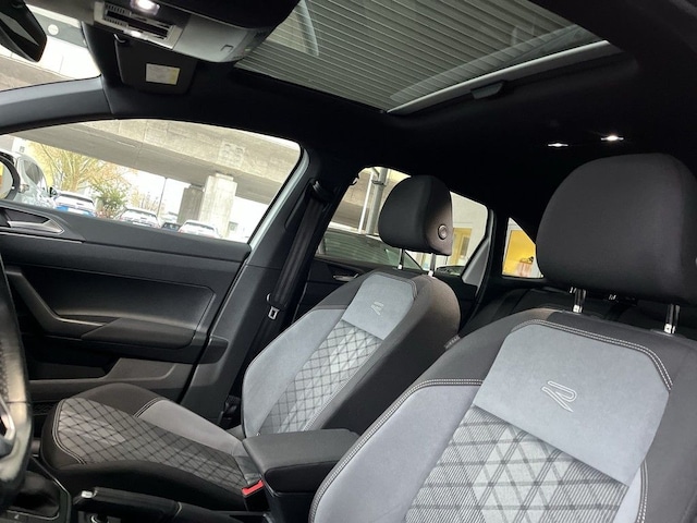 Volkswagen Taigo 1.5 TSI DSG R-Line