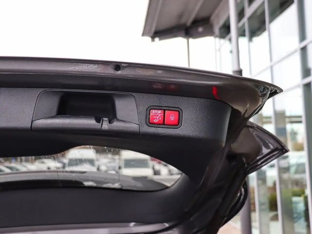 Mercedes-Benz GLB 220 4MATIC AMG Line