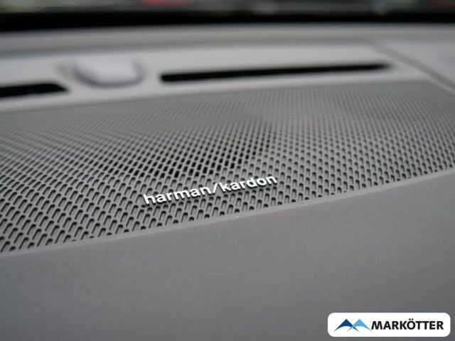 Volvo XC40 Dark Plus Recharge T4