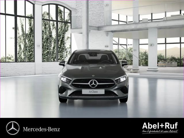 Mercedes-Benz A 180 Progressive