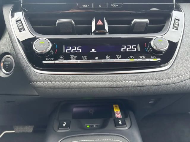 Toyota Corolla Hybride Team D