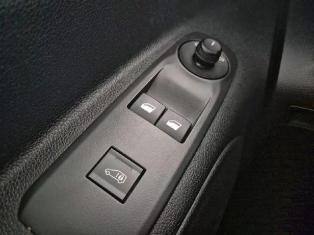 Opel Combo E Cargo Edition L2 Kamera PDC