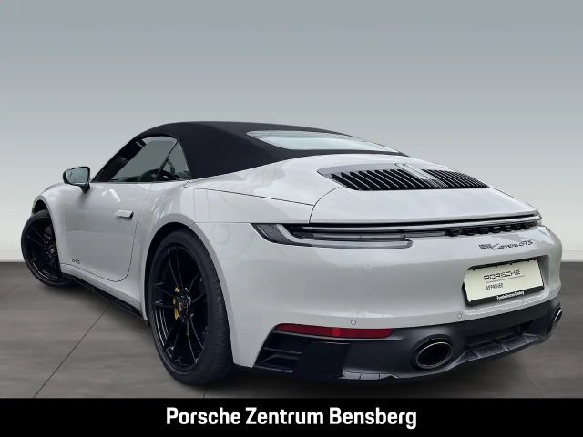 Porsche 992 Cabrio Carrera GTS
