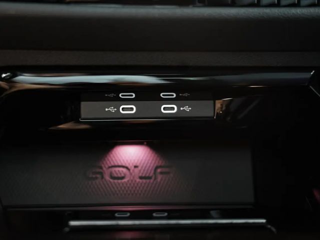 Volkswagen Golf Style