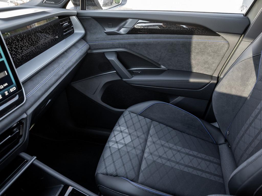 Volkswagen Tayron 1.5 TSI R-Line eHybrid