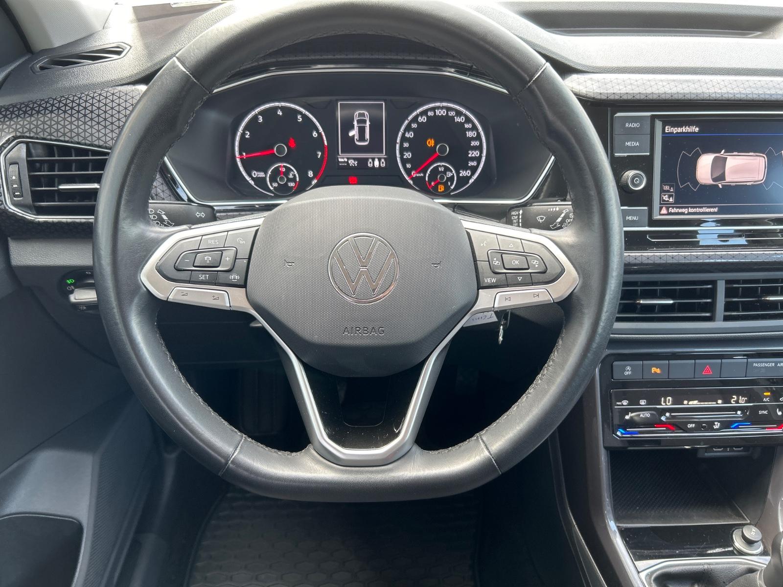 Volkswagen T-Cross Style