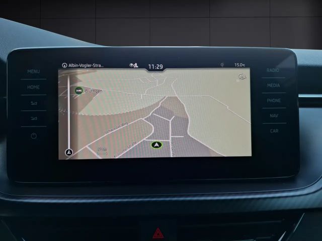 Skoda Kamiq TSI Monte-Carlo LED Navi AID Pano ACC PDC SH 18"