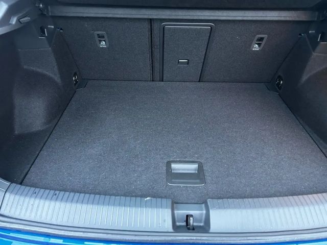 Volkswagen T-Roc 1.5 TSI DSG Life