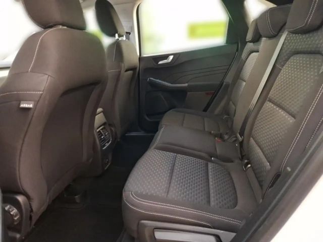 Ford Kuga Cool & Connect