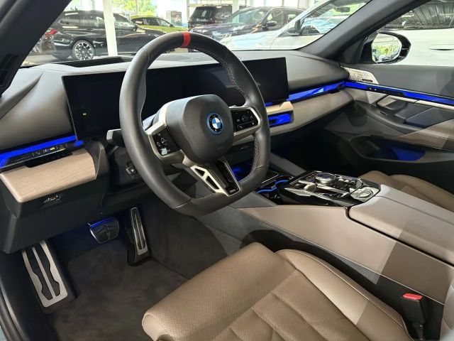 BMW i5 M60 Sedan xDrive