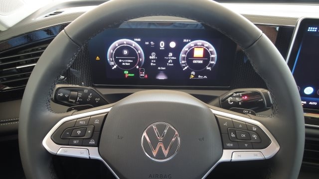 Volkswagen Tiguan 1.5 eTSI Plus