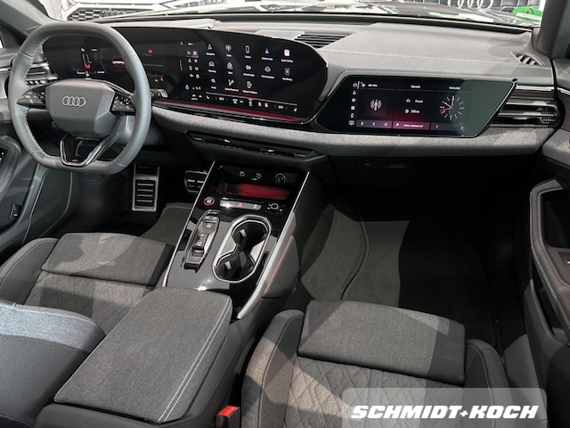 Audi A6 Avant Quattro S-Tronic