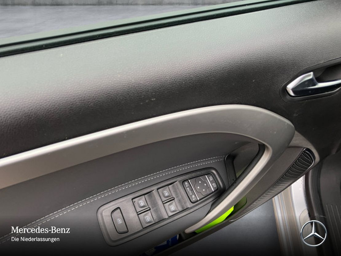 Mercedes-Benz T 180 Progressive