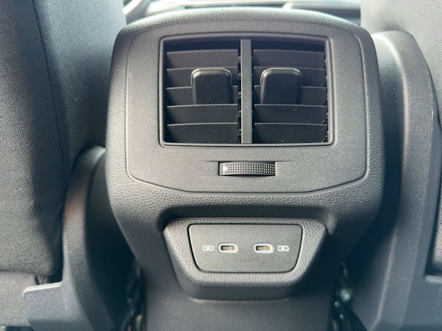 Volkswagen T-Roc T-Roc 1.5 TSI Style ab 3,99% ACC Navi LED-Matrix Park Ass. Lane Ass. Sitzh. DAB+