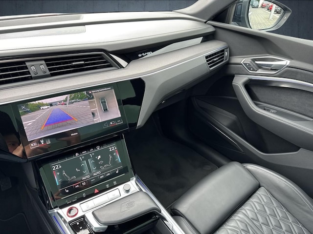 Audi e-tron Quattro Sportback