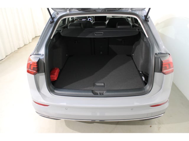 Volkswagen Golf 1.5 eTSI Golf VIII Variant