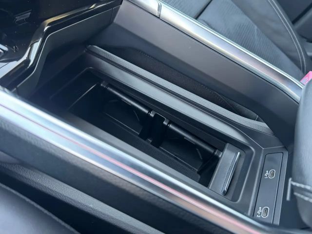 Audi e-tron 55 Business