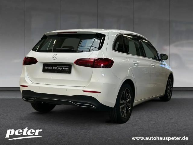 Mercedes-Benz B 180 Progressive