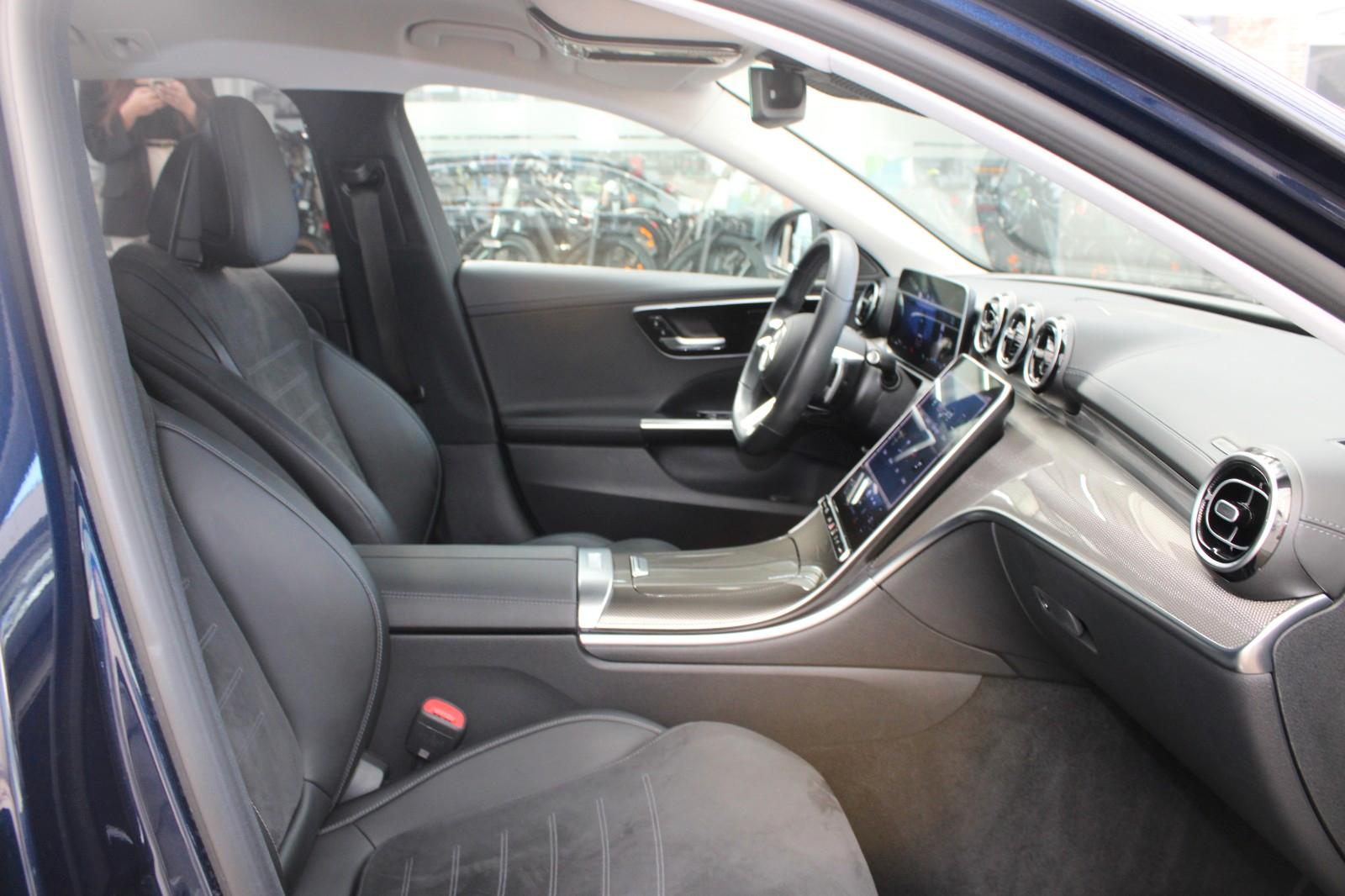 Mercedes-Benz C 220 AMG Line C 220 d Estate