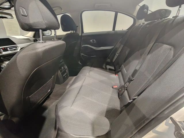 BMW 330 330e Comfort pakket Sedan