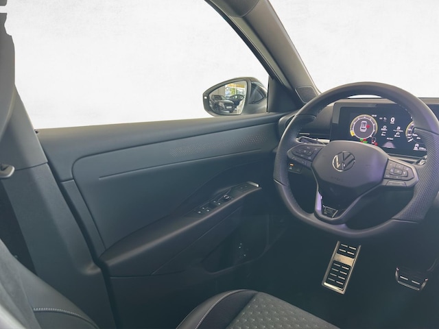 Volkswagen T-Roc 1.5 eTSI DSG R-Line