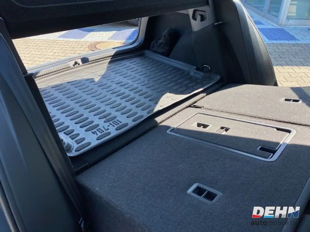 Volkswagen Golf Mildhybrid 1.0 eTSI  Active ACC SHZ LED Navi VZE