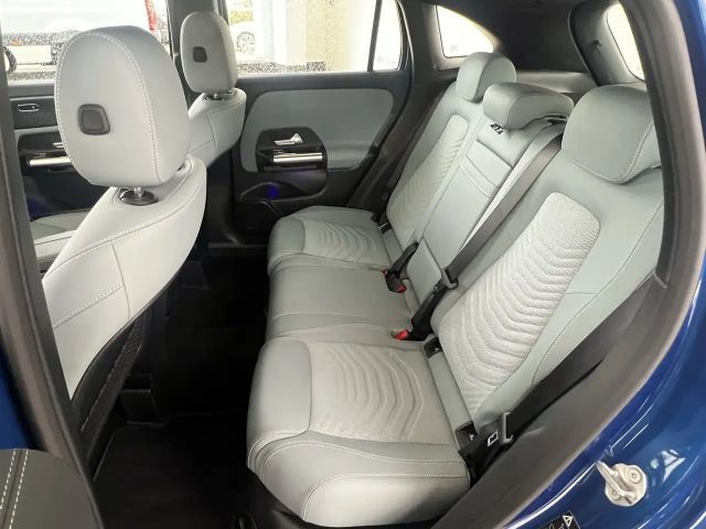 Mercedes-Benz GLA 200 Progressive