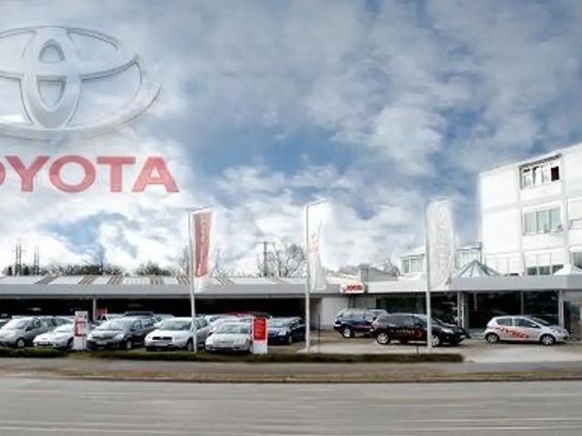 Toyota Aygo X Business Hatchback