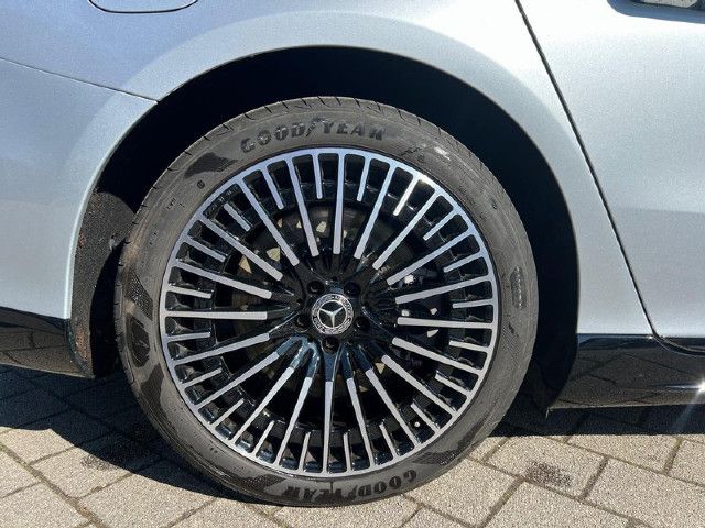 Mercedes-Benz EQS 4MATIC 580 Sedan