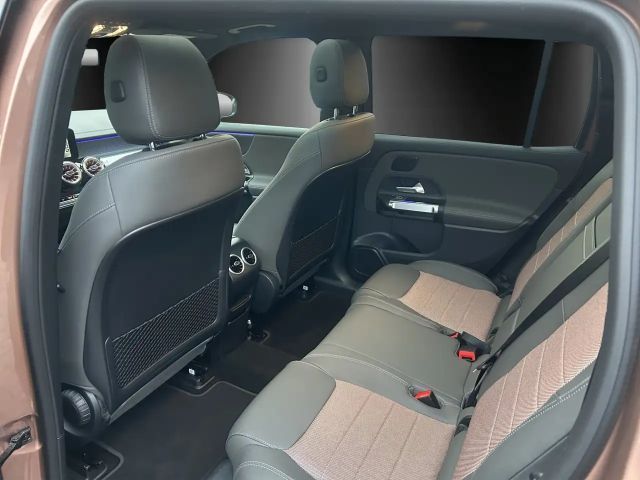 Mercedes-Benz EQB 250