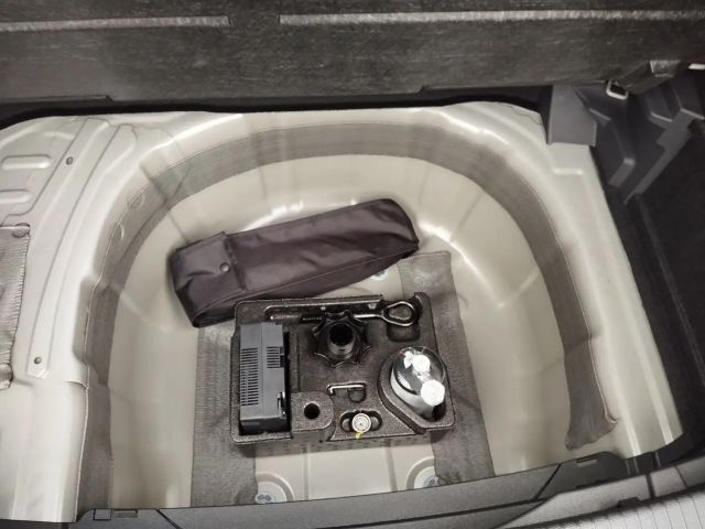 Volkswagen T-Cross 4Me TSI