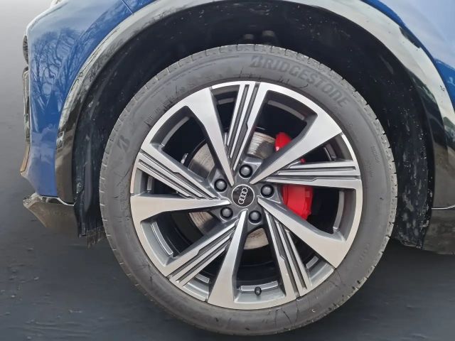 Audi Q6 e-tron S-Line